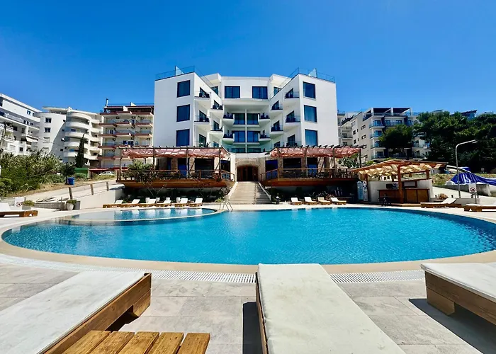 Harbour Hotel